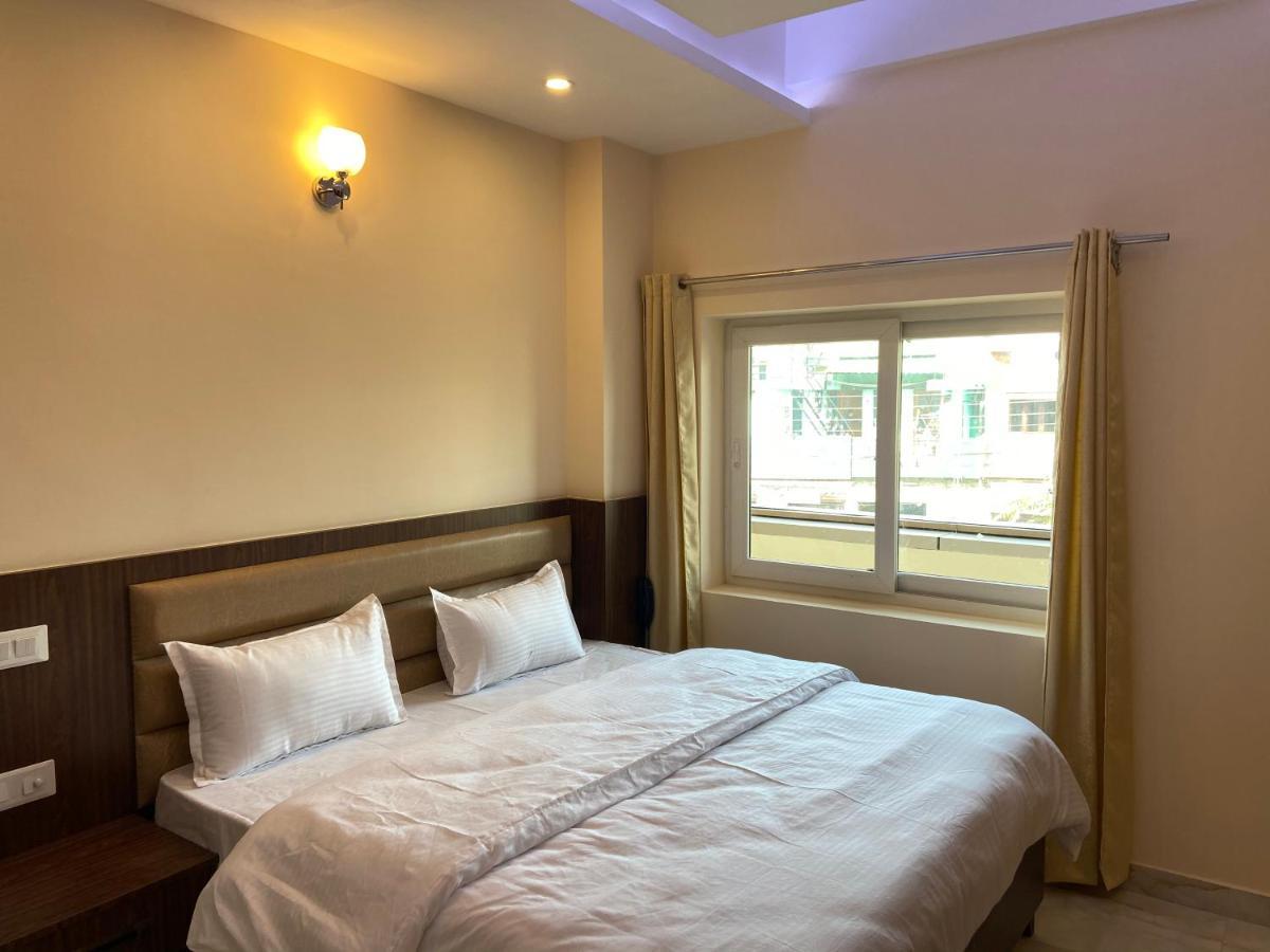 Hotel Tulsi Villa Dehradun Exterior foto